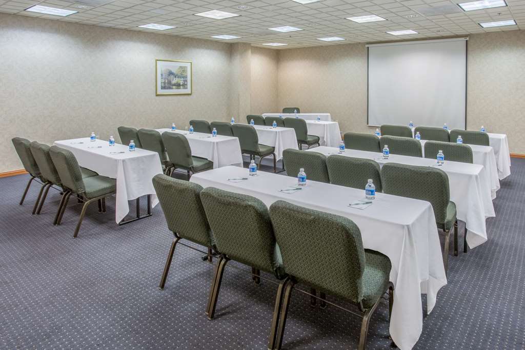 Holiday Inn Fredericksburg - Conference Center By Ihg מתקנים תמונה